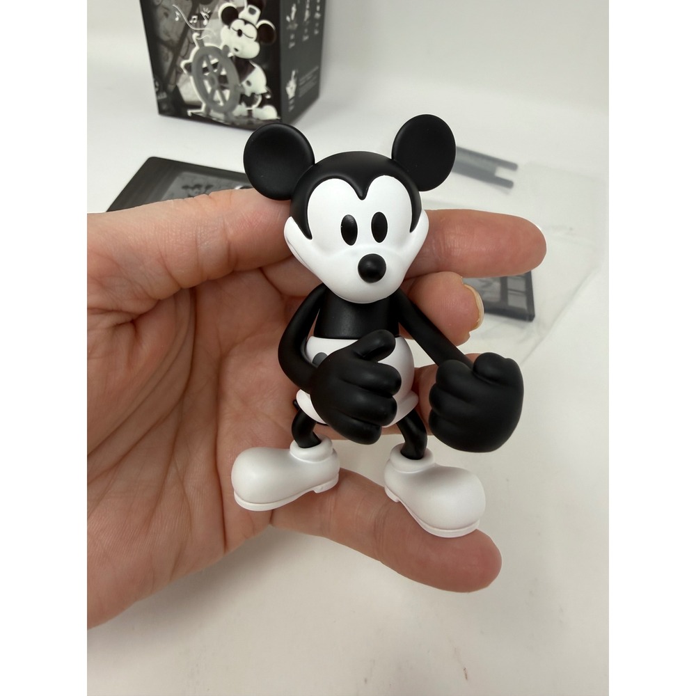 Disney Steamboat Willie CRASH Mickey Mouse Figure Collectible‎ Toy Pop Mart - Picture 2 of 6